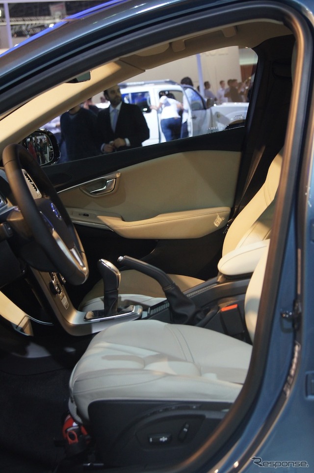 ボルボ V40(サンパウロモーターショー12)