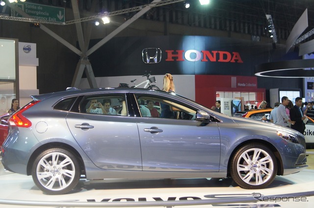 ボルボ V40(サンパウロモーターショー12)
