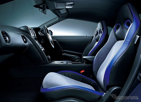 NISSAN GT-R・2013年モデル