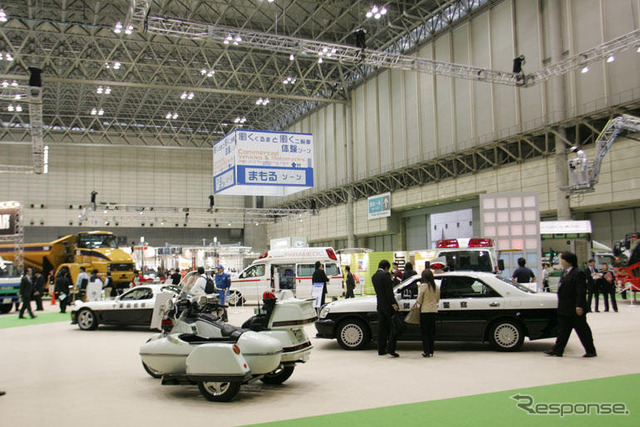 【新聞ウォッチ】東京モーターショー出足は上々…初日5万3500人
