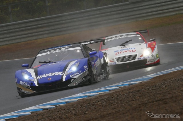 【SUPER GT 最終戦】SC430の立川/平手組が今季2勝目［写真蔵］