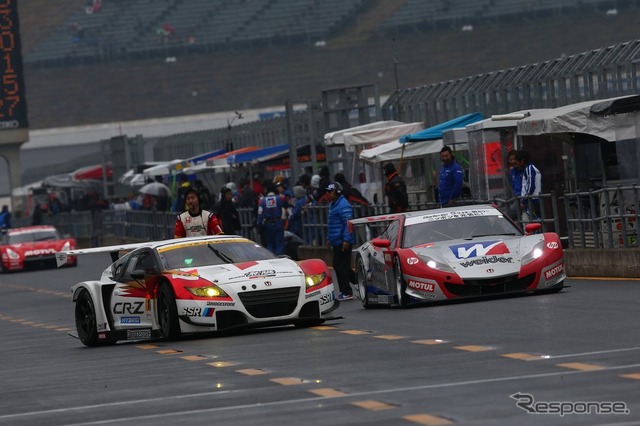 【SUPER GT 最終戦】GT300は峰尾/横溝組のポルシェが逆転でタイトル制す［写真蔵］