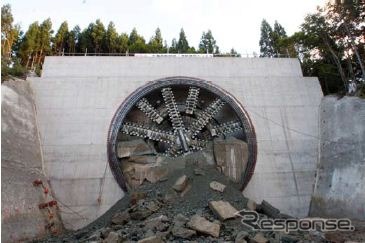 鹿島、津軽蓬田トンネルでSENS工法で地上到達に成功