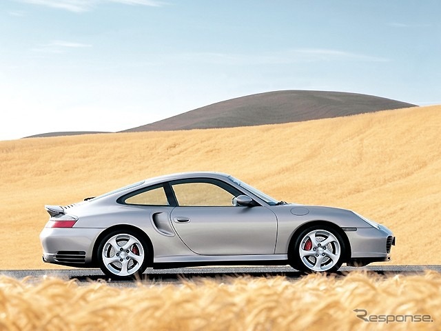 【究極! ポルシェ『911 GT2』】4WDがRRになったのは退化ではない!!