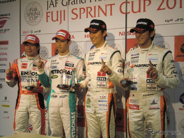 金曜の予選でポールポジションを獲得した4選手。左からGT500第1レースの大嶋和也、第2レースの中嶋一貴、GT300第1レースの藤井誠暢、第2レースの影山正美。