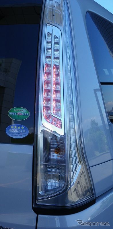 セレナSハイブリッド