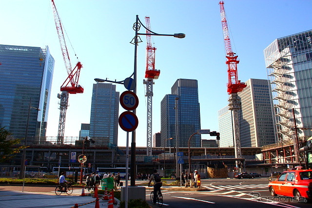 東京駅八重洲側