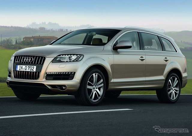現行アウディ Q7