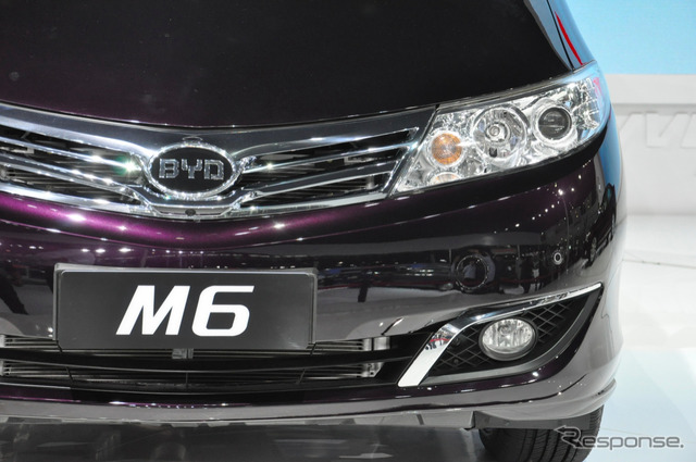 BYD・M6