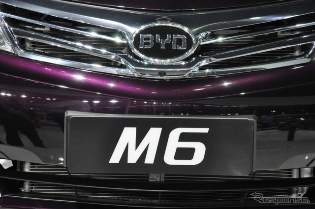 BYD・M6