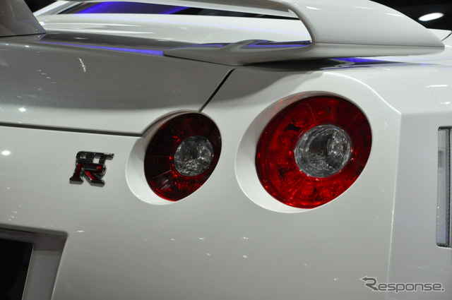 日産・GT-R(広州モーターショー12)