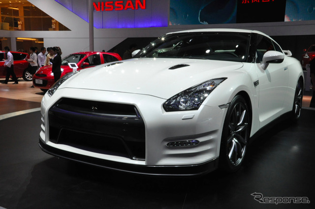 日産・GT-R(広州モーターショー12)