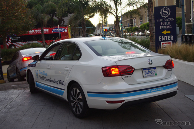VW ジェッタハイブリッド(Think Blue. World Championship)