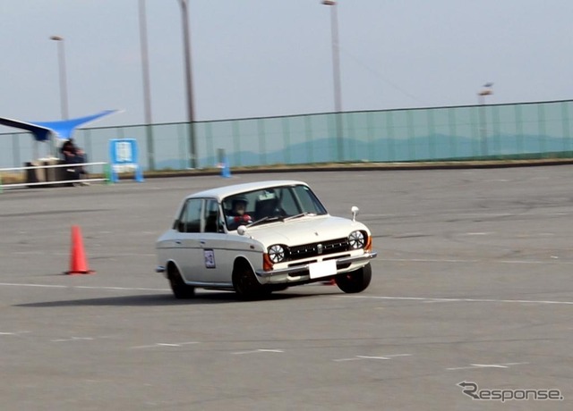 スバルFF1 1300Gデラックス