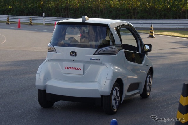 ホンダ、超小型EV マイクロコミューターの試作車