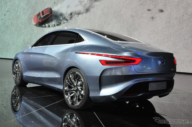 広州汽車 E-jet concept(広州モーターショー12)