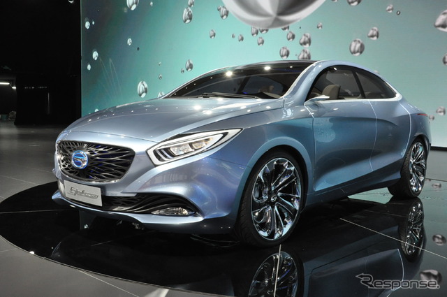 広州汽車 E-jet concept(広州モーターショー12)