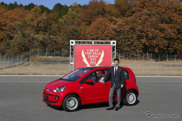 2012-2013 COTY 10ベストカー発表のようす