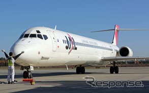 JAL・MD90型機