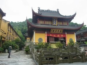 杭州　日本茶の原点を見に行く　（3）　杭州　中天竺　法浄禅寺