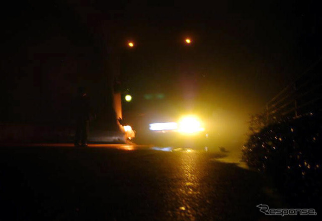 【山陽道夜行高速バス炎上】その4…写真蔵で見る出火から消火まで