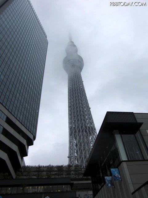 東京スカイツリー（5月22日、開業初日）