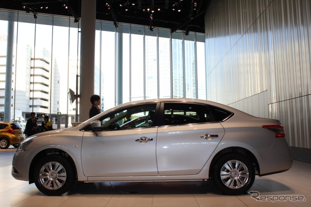 日産・シルフィ