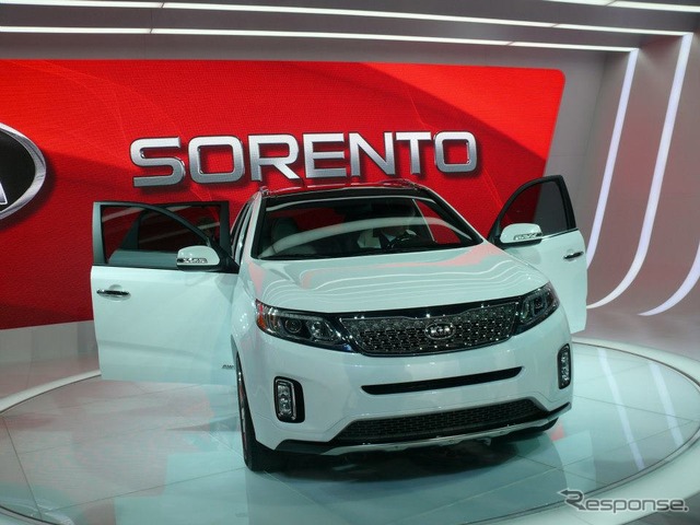 キア ソレントの2014年モデル(ロサンゼルスモーターショー12)