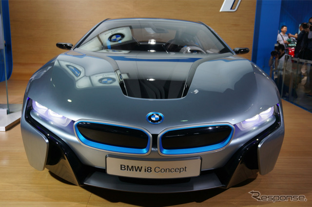 BMW i8