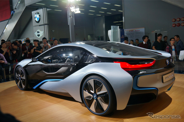 BMW i8