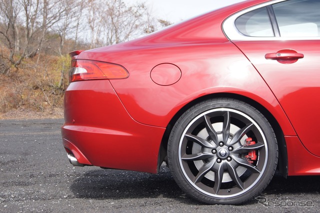 ジャガー XFR(2012年モデル)