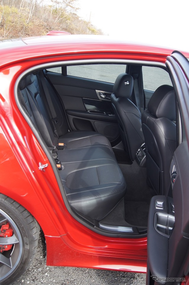 ジャガー XFR(2012年モデル)