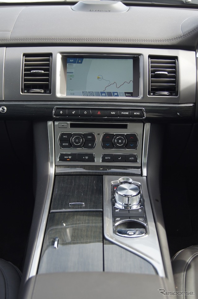 ジャガー XFR(2012年モデル)