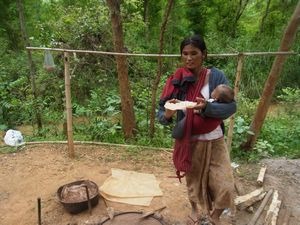 懐かしのミャンマーを行く (18) インレー湖 日本の食べ物の原型を見る