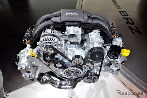 スバル・BRZに搭載されているFA20型2.0リットル水平対向4気筒エンジン