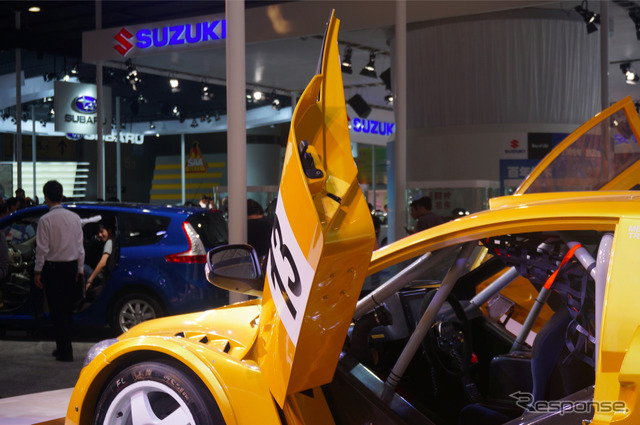 ルノー MEGANE TROPHY
