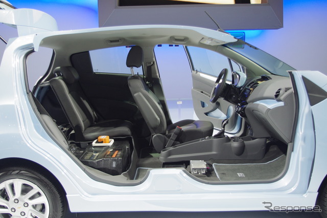 シボレースパークEV(ロサンゼルスモーターショー12)