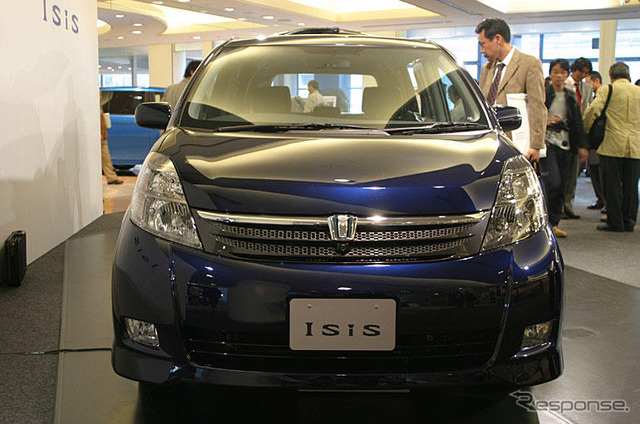 【日産 ラフェスタ 発表】ライバルはアレとコレとそれと…