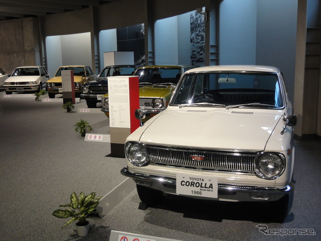 トヨタ博物館　TOYOTA75展　歴代カローラ