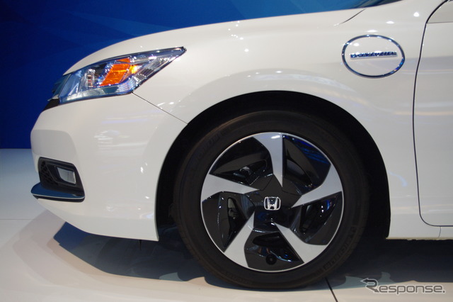 ホンダ アコードPHEV(ロサンゼルスモータショー12)