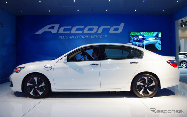ホンダ アコードPHEV(ロサンゼルスモータショー12)
