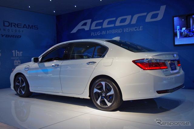 ホンダ アコードPHEV(ロサンゼルスモータショー12)