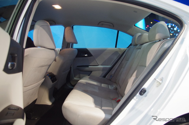 ホンダ アコードPHEV(ロサンゼルスモータショー12)