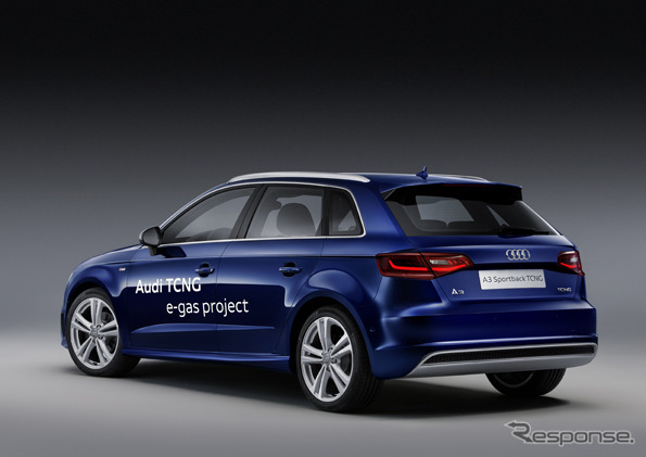 新型アウディ A3 スポーツバック TCNG(天然ガス車)