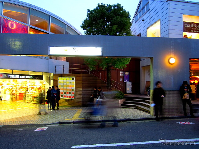 12月時点の代官山駅