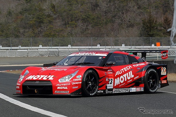 MOTUL オーテック GT-R