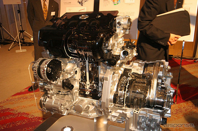 【日産 ラフェスタ 発表】効率ではライバルに負けない…CVT