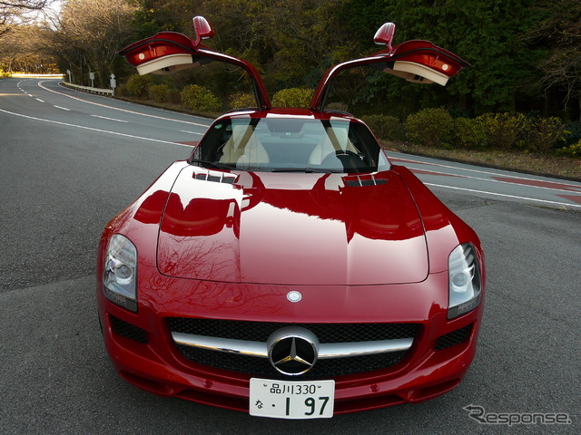 メルセデスベンツ SLS AMG