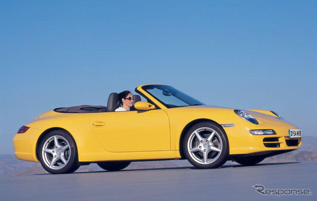ポルシェ 911 カブリオレ 登場!!
