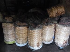 懐かしのミャンマーを行く　（27）　ミャンマー　 ビンダヤ山中のラペソー